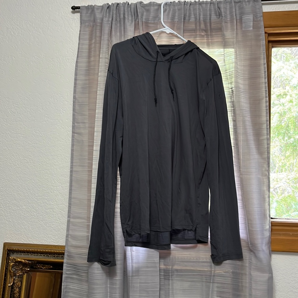 Men’s mid layer Ridge merino wool long sleeve hooded top